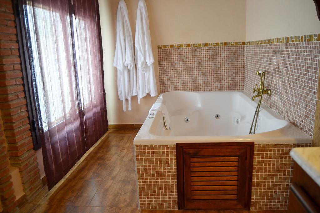 Hotel Rural El Mano Castril Exterior foto
