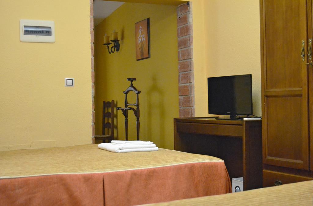 Hotel Rural El Mano Castril Exterior foto